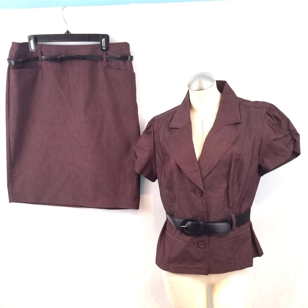Dressbarn Size L 14 Skirt Suit Purple